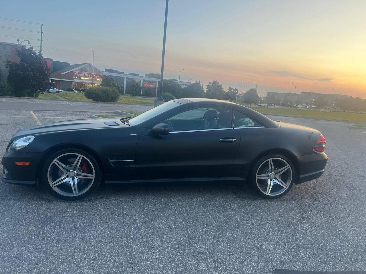 2011 Mercedes-Benz SL-Class SL 550 Night Edition Photo
