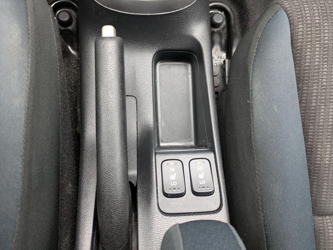 2015 Honda Fit 5dr HB CVT LX Photo