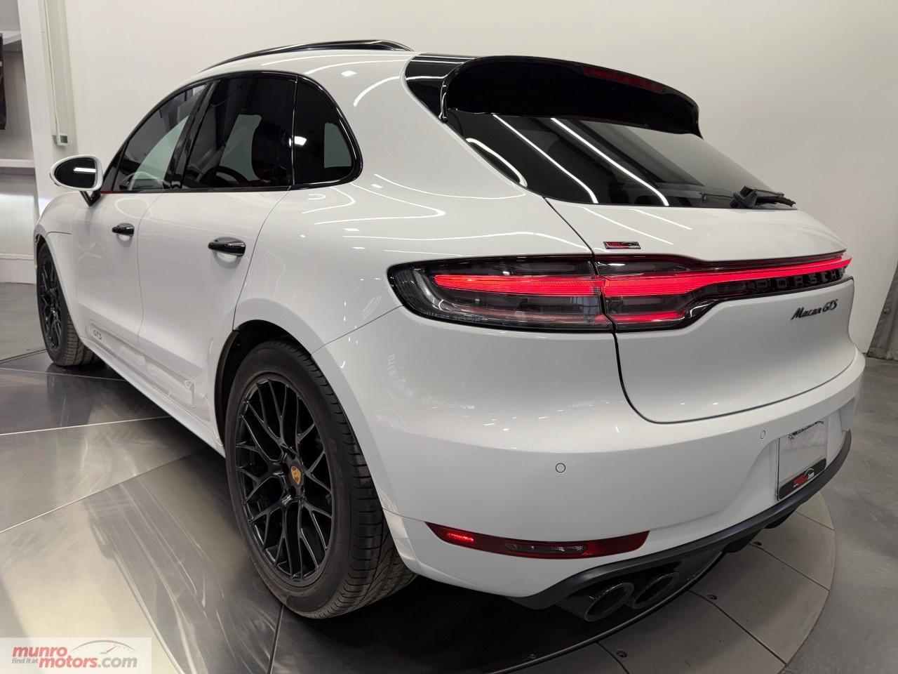 2021 Porsche Macan GTS AWD Photo4