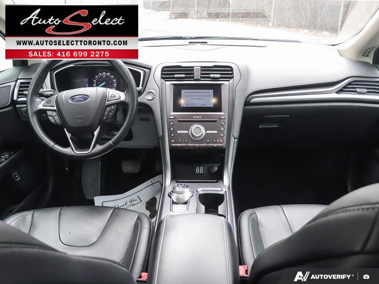 2020 Ford Fusion Hybrid Titanium **Hybrid** Leather - Sunroof - Carplay - Clean CP Photo
