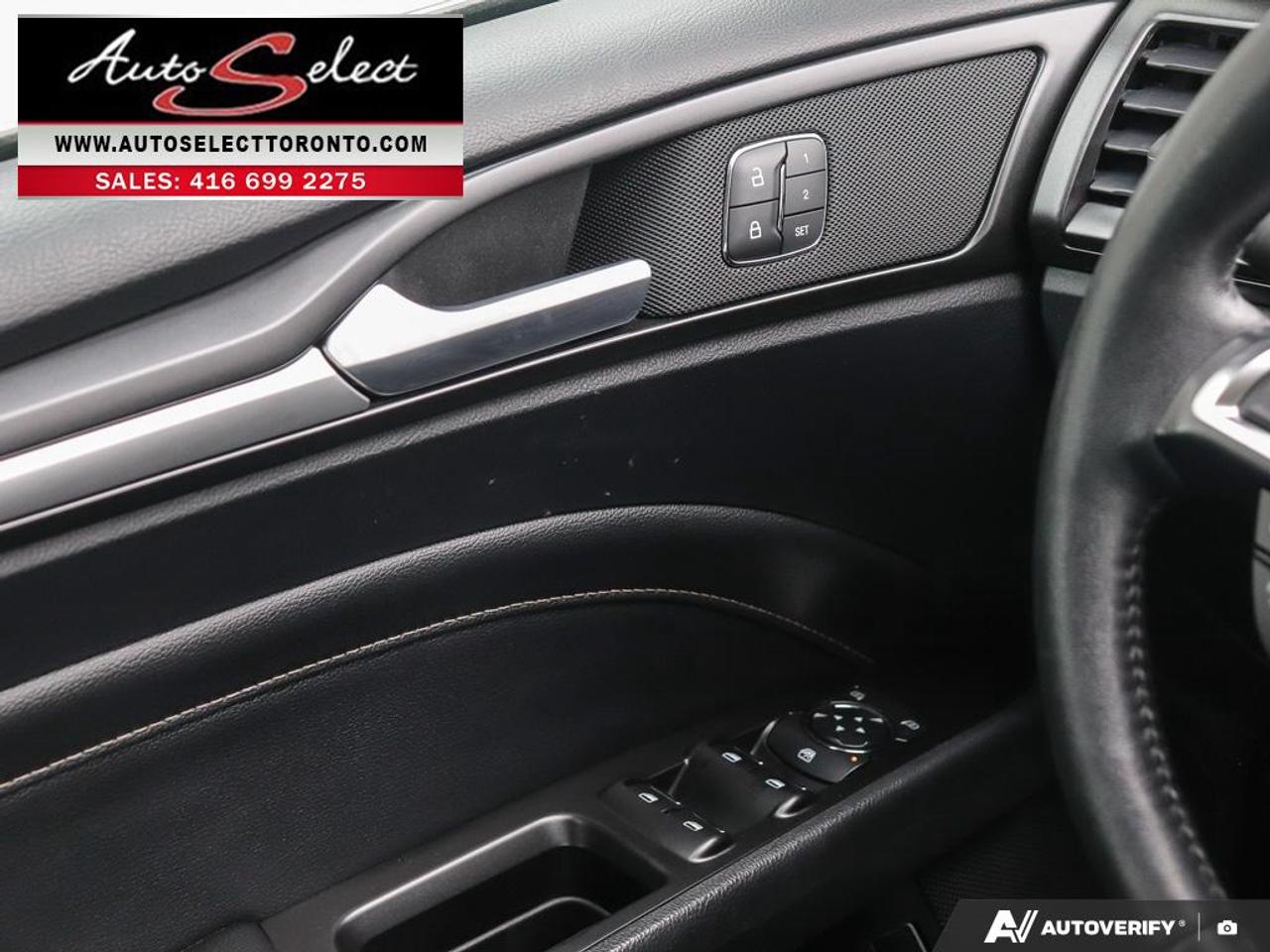2020 Ford Fusion Hybrid Titanium **Hybrid** Leather - Sunroof - Carplay - Clean CP Photo