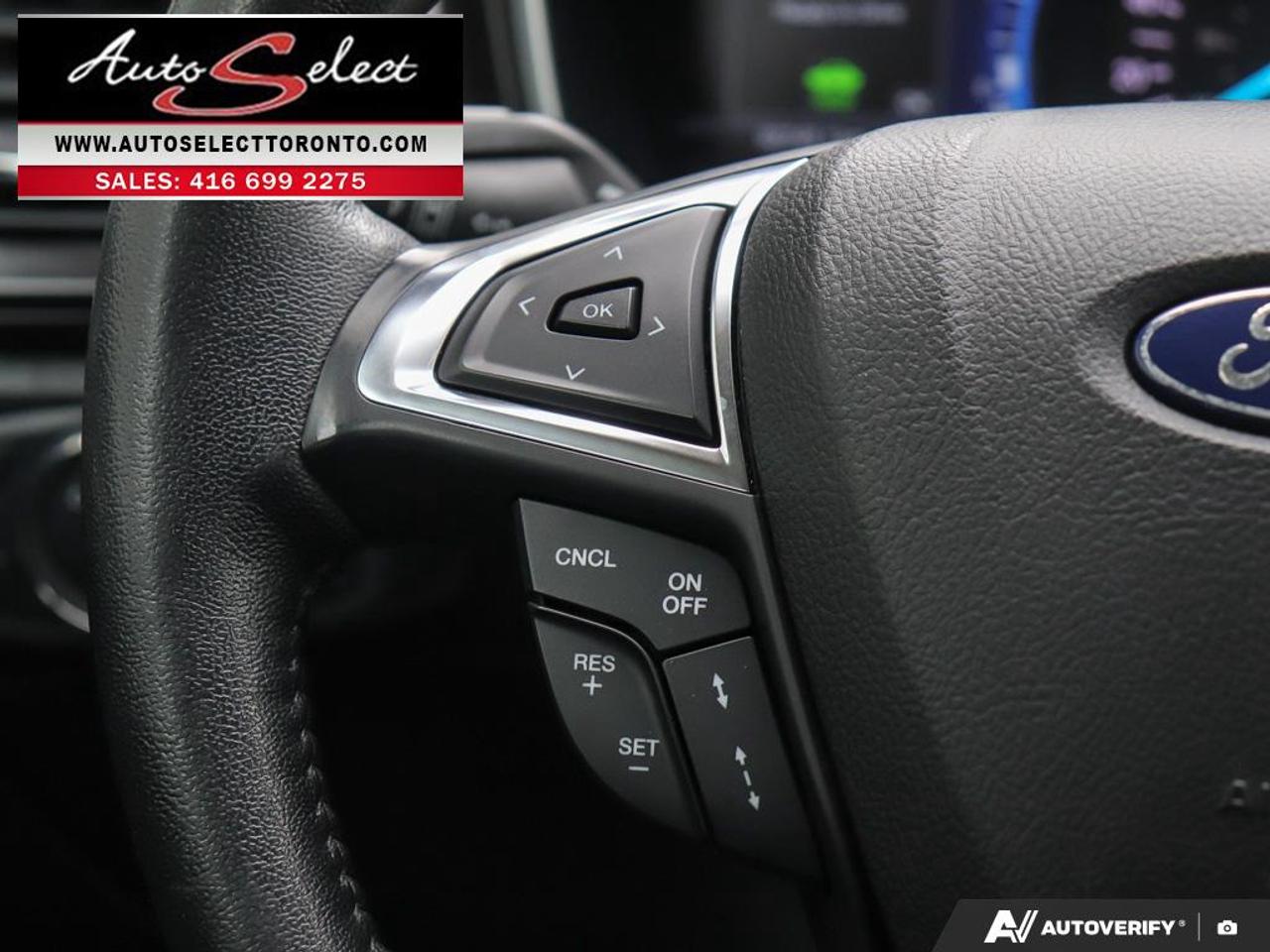 2020 Ford Fusion Hybrid Titanium **Hybrid** Leather - Sunroof - Carplay - Clean CP Photo