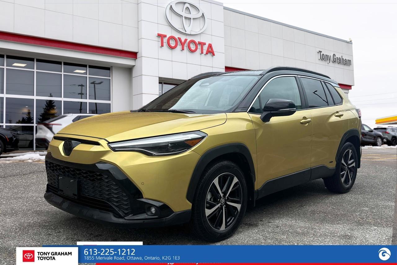 2023 Toyota Corolla Cross Hybrid XSE Photo