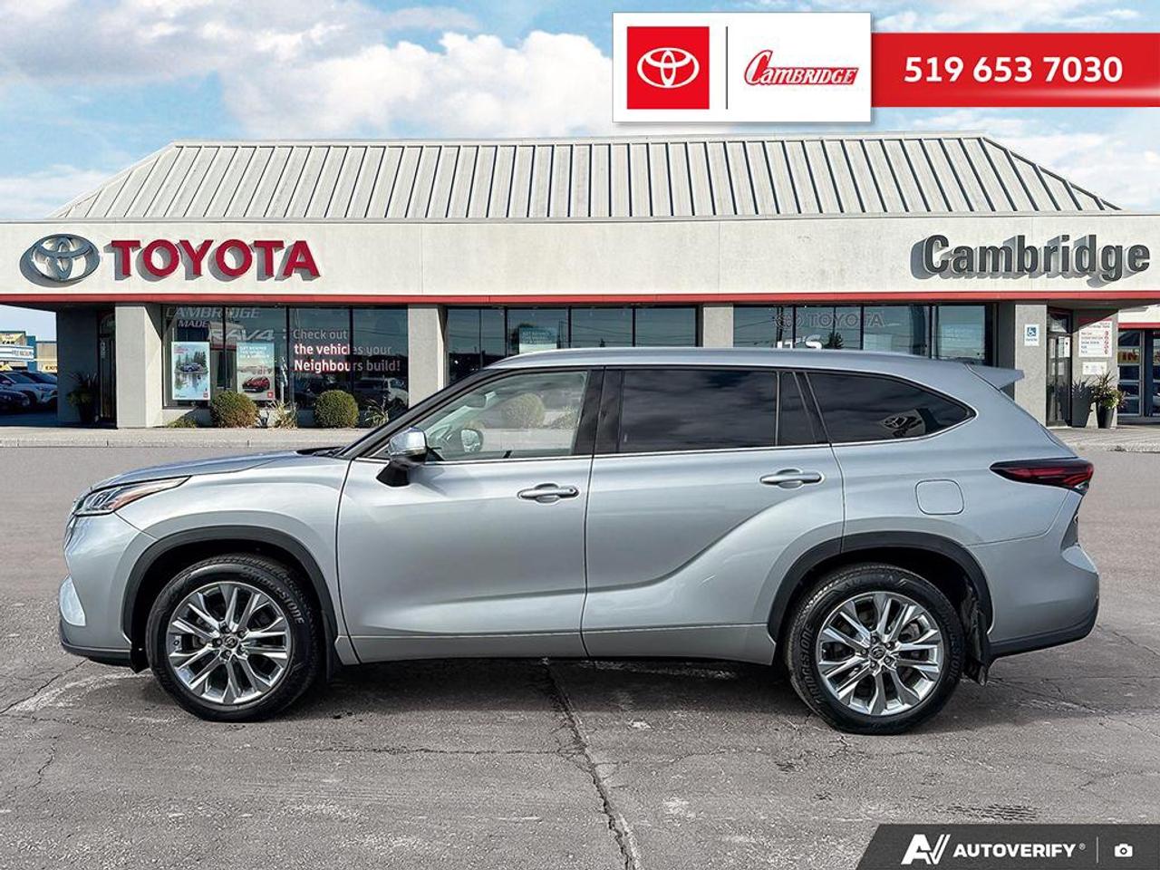 2024 Toyota Highlander LIMITED  Photo