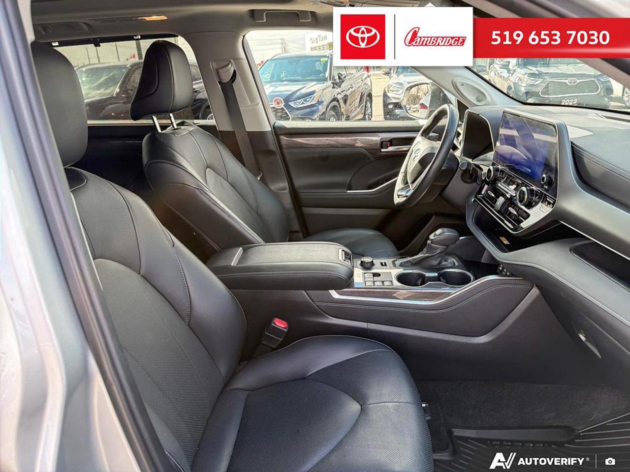 2024 Toyota Highlander LIMITED  Photo