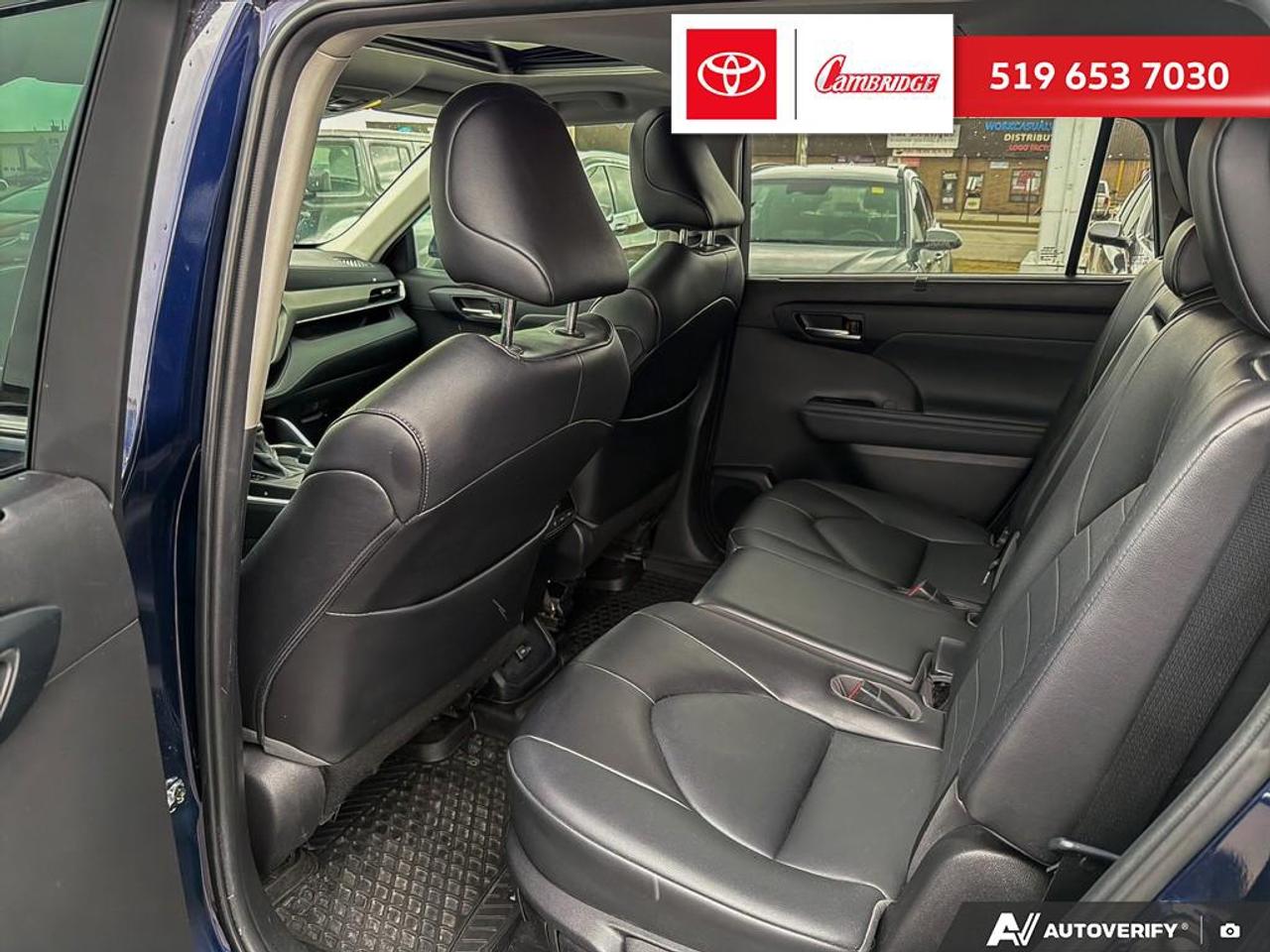 2022 Toyota Highlander XLE Photo