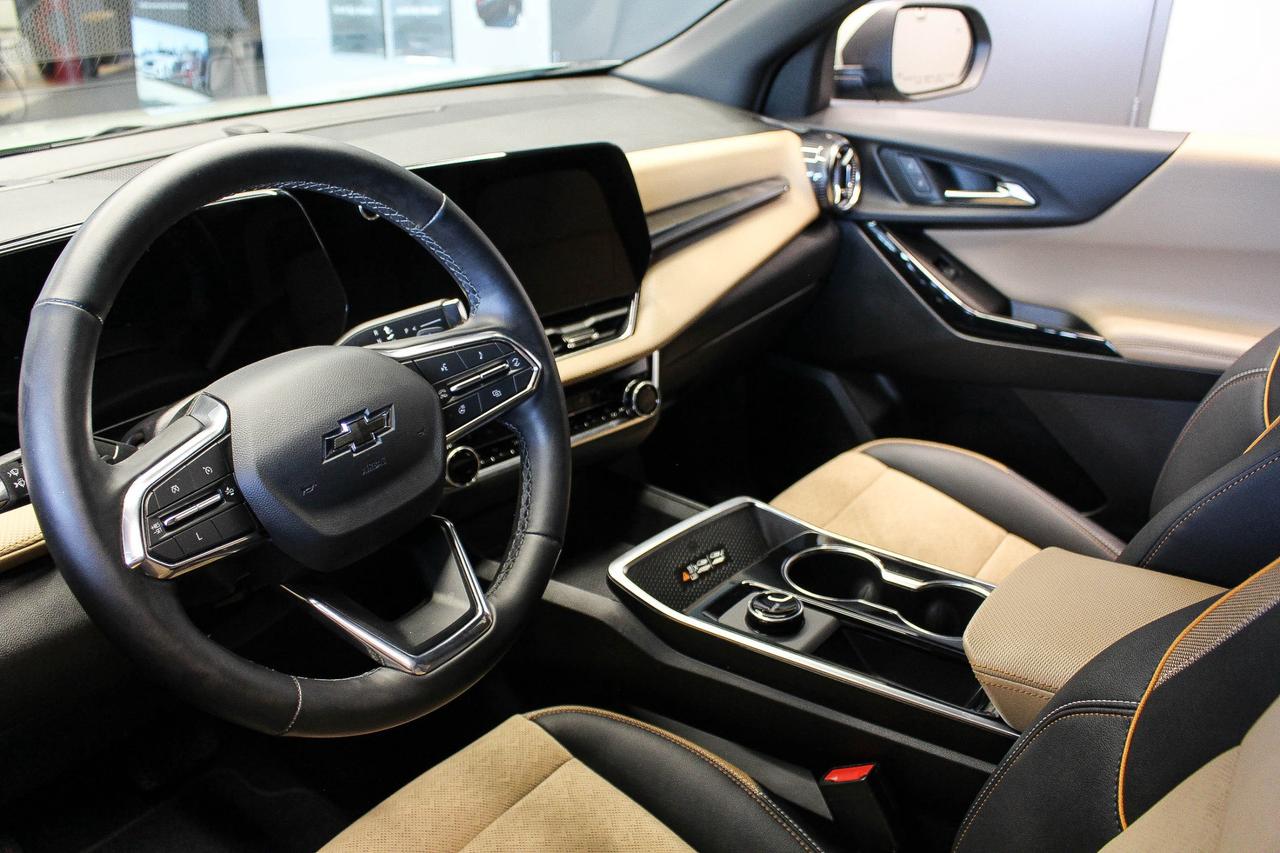 2025 Chevrolet Equinox ACTIV HEATED/VENTILATED FRONT SEATS - WIRELESS CHARGER - APPLE CARPLAY AND ANDROID AUTO Photo