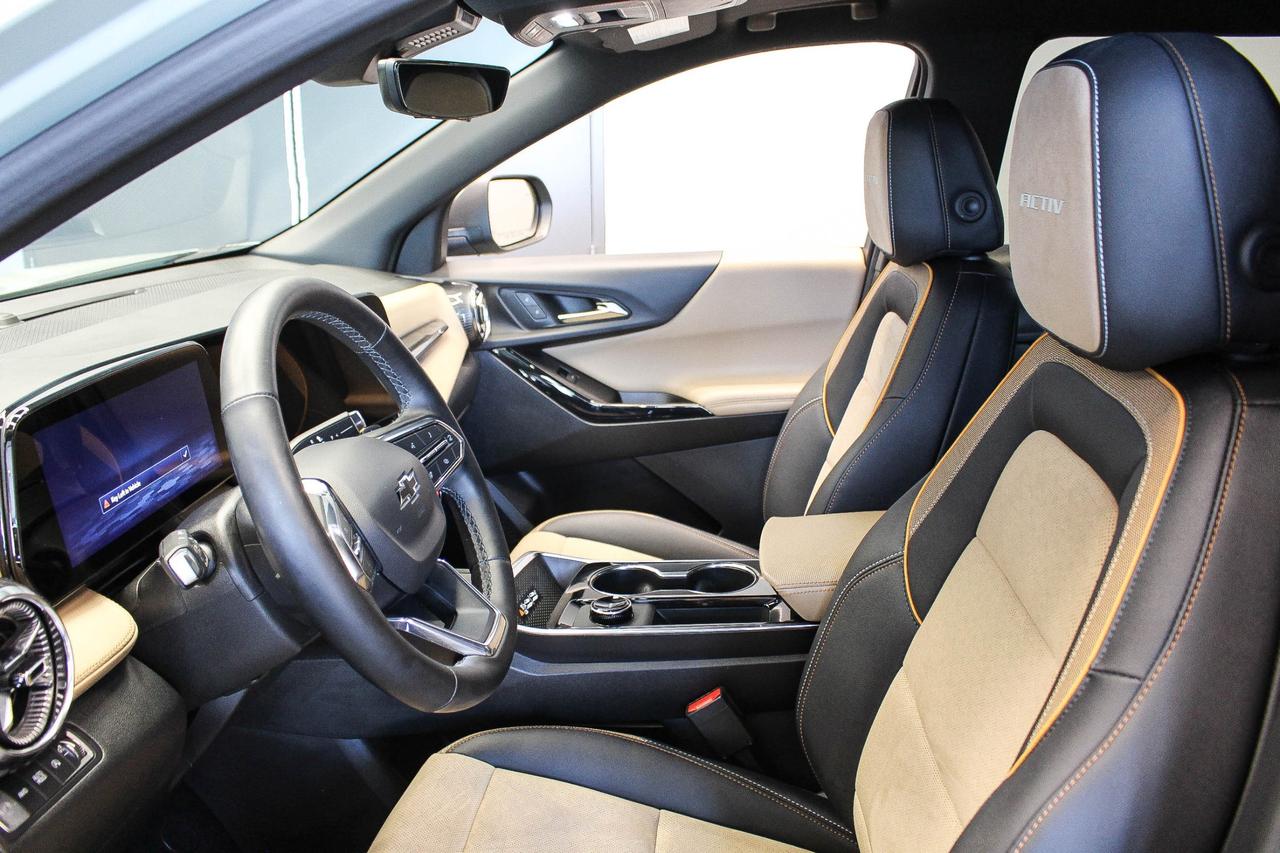 2025 Chevrolet Equinox ACTIV HEATED/VENTILATED FRONT SEATS - WIRELESS CHARGER - APPLE CARPLAY AND ANDROID AUTO Photo