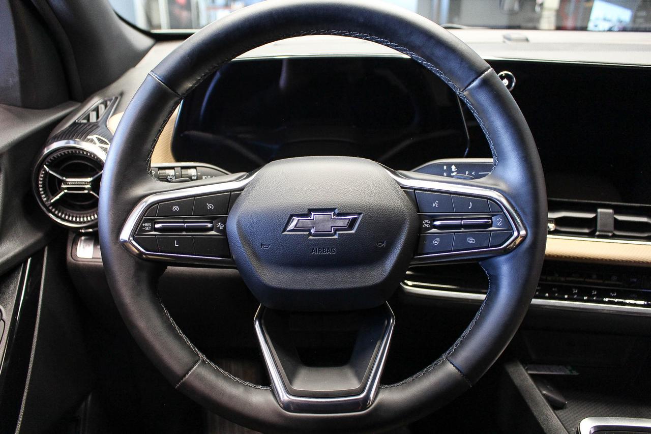 2025 Chevrolet Equinox ACTIV HEATED/VENTILATED FRONT SEATS - WIRELESS CHARGER - APPLE CARPLAY AND ANDROID AUTO Photo