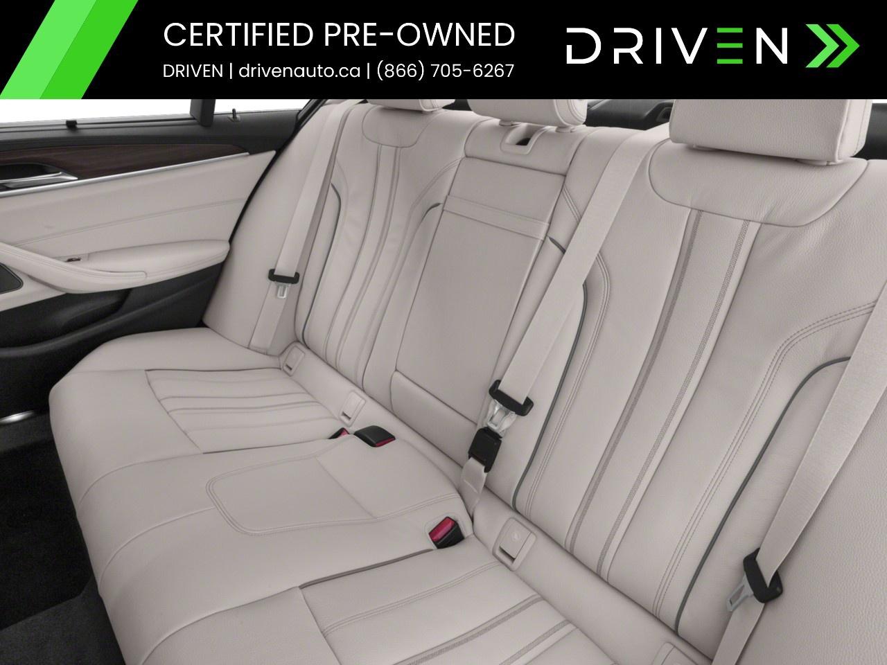 2018 BMW 5 Series 530i xDrive Sedan Photo