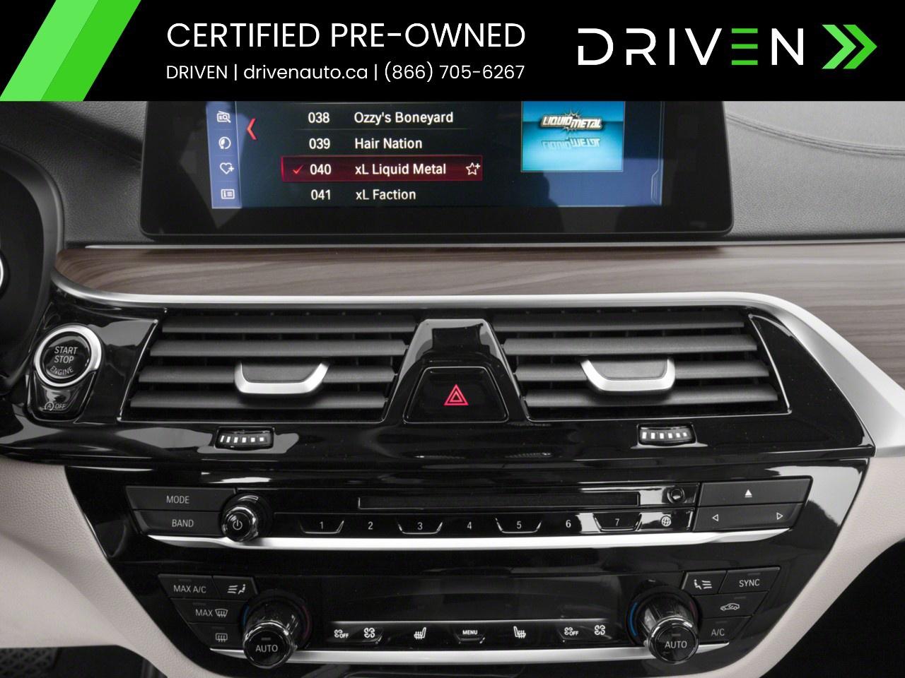 2018 BMW 5 Series 530i xDrive Sedan Photo