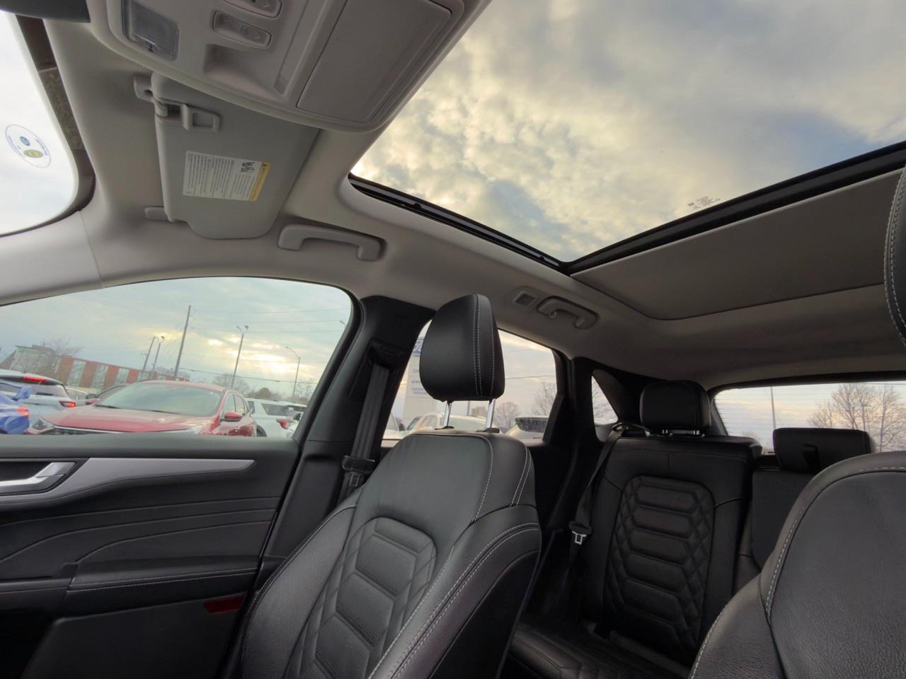 2024 Ford Escape PHEV 700A|TOW PK|PREMIUM PK|MEMORY PK|PANO|360 CAM|NAV Photo