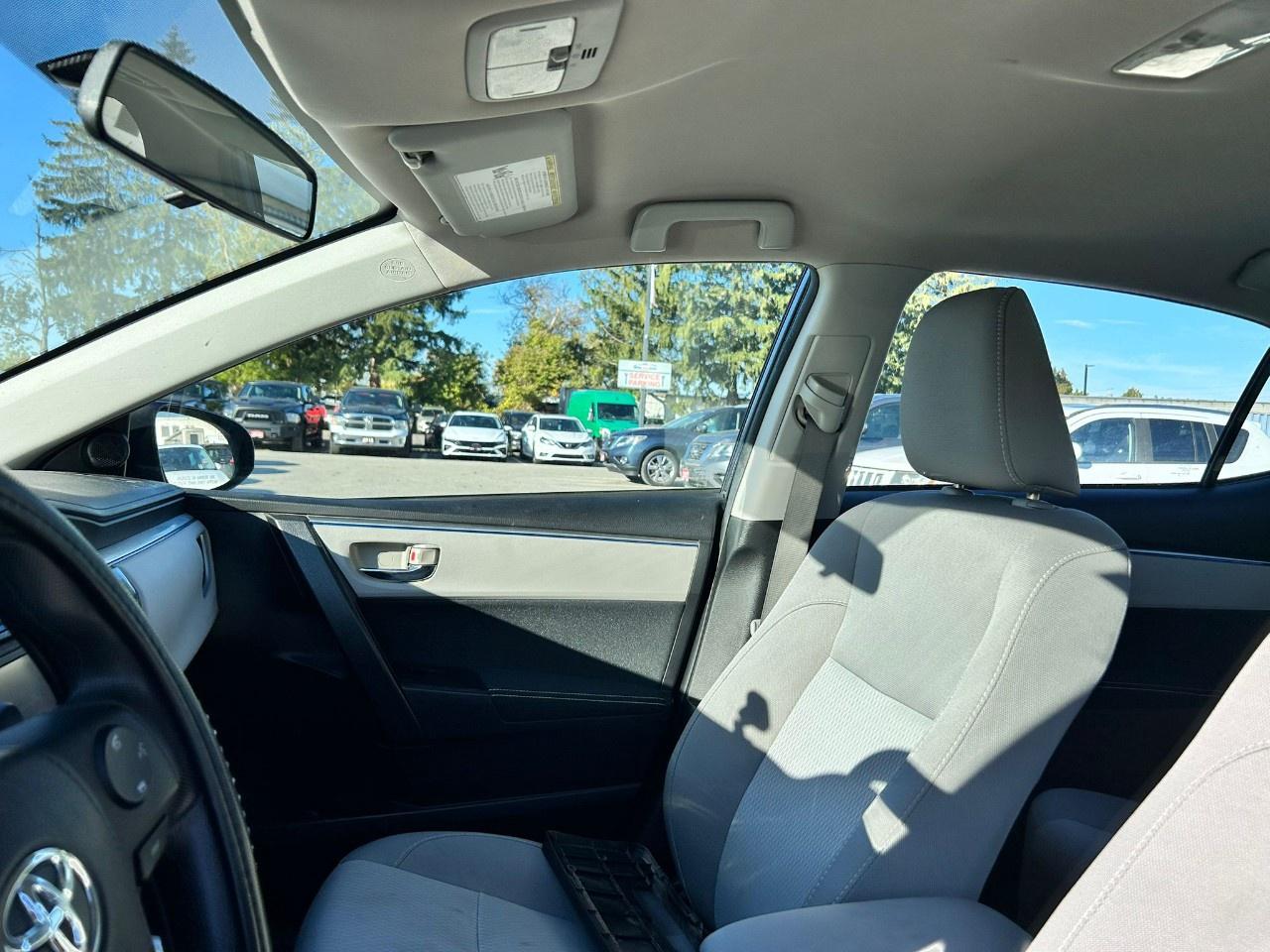 2016 Toyota Corolla LE Photo