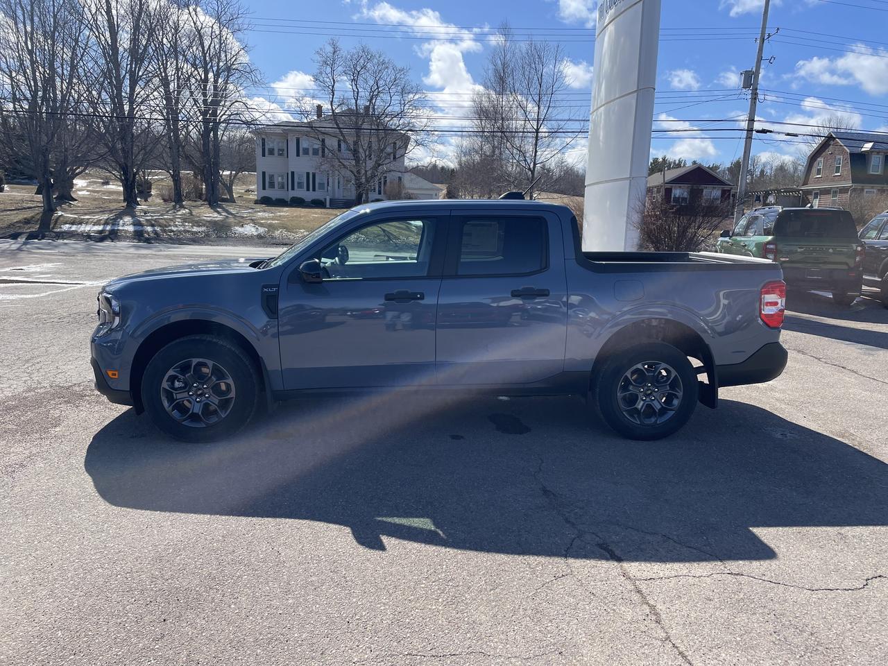 2026 Ford Maverick XLT Photo3