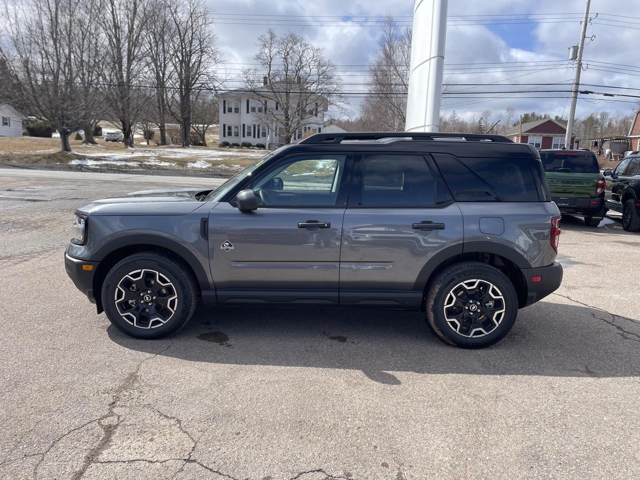 2026 Ford Bronco Sport Outer Banks Photo3