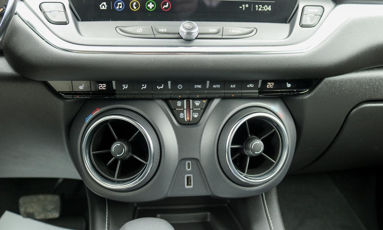 2025 Chevrolet Blazer AWD 4dr LT | BLUETOOTH | REMOTE START | BLIND SPOT Photo