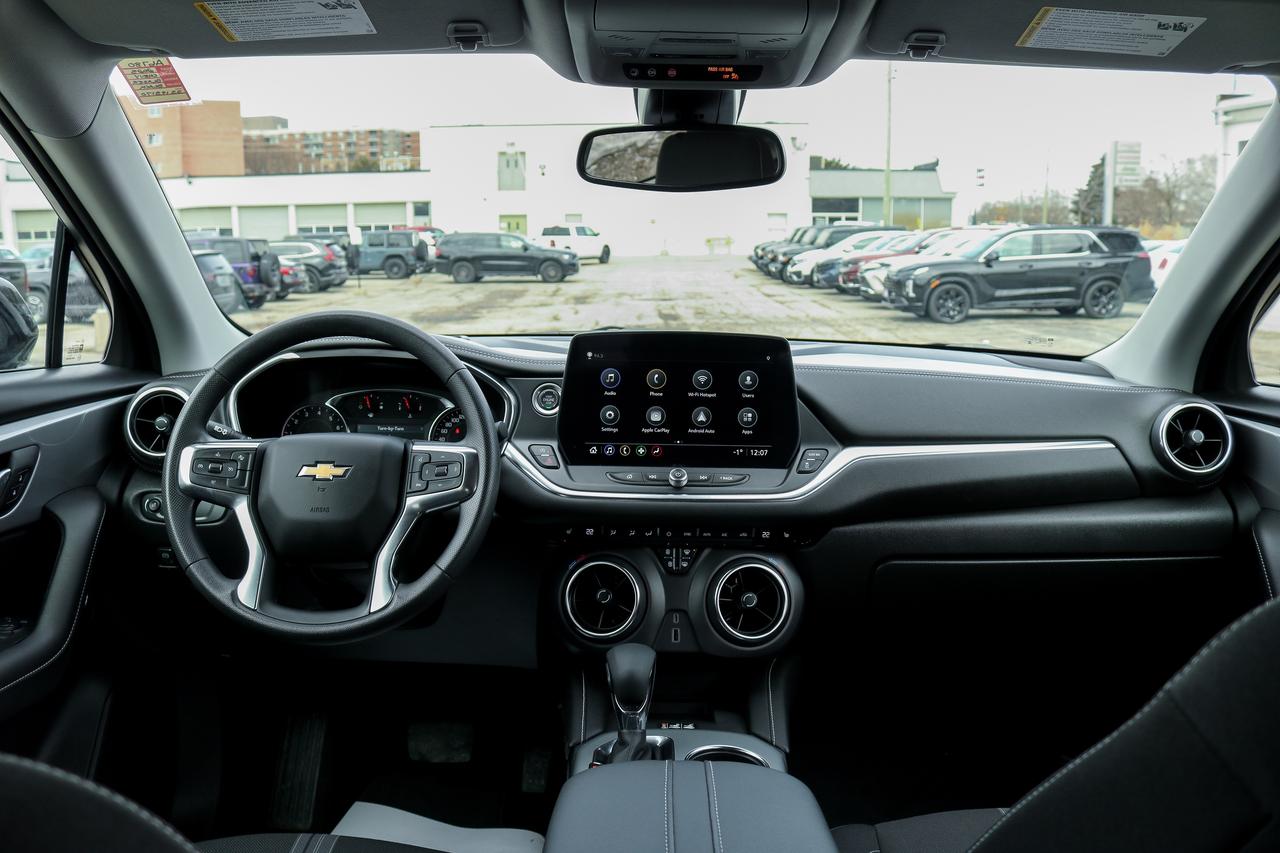 2025 Chevrolet Blazer AWD 4dr LT | BLUETOOTH | REMOTE START | BLIND SPOT Photo