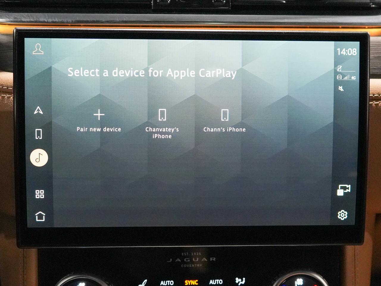 2022 Jaguar F-PACE P250 S Auto| NO ACCIDENT|PANO|MERIDIAN|CARPLAY Photo
