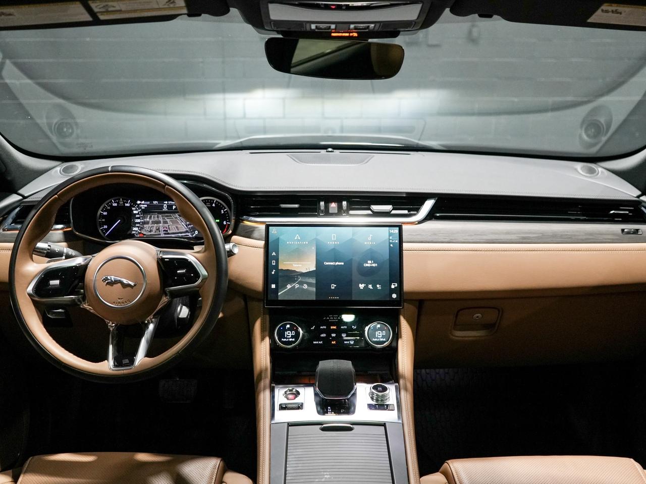 2022 Jaguar F-PACE P250 S Auto| NO ACCIDENT|PANO|MERIDIAN|CARPLAY Photo