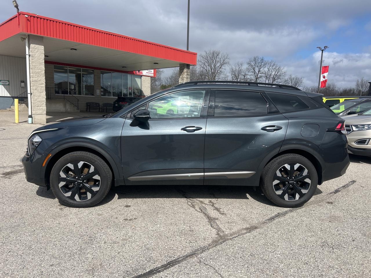 2023 Kia Sportage X-LINE, CLEAN CARFAX, HEATED LEATHER, REMOTE START - Photo #3