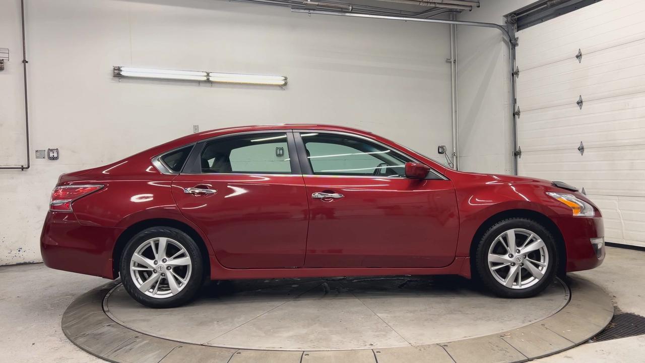 2015 Nissan Altima SV | ONLY 81,000KMS! | SUNROOF |HTD SEATS | ALLOYS Photo