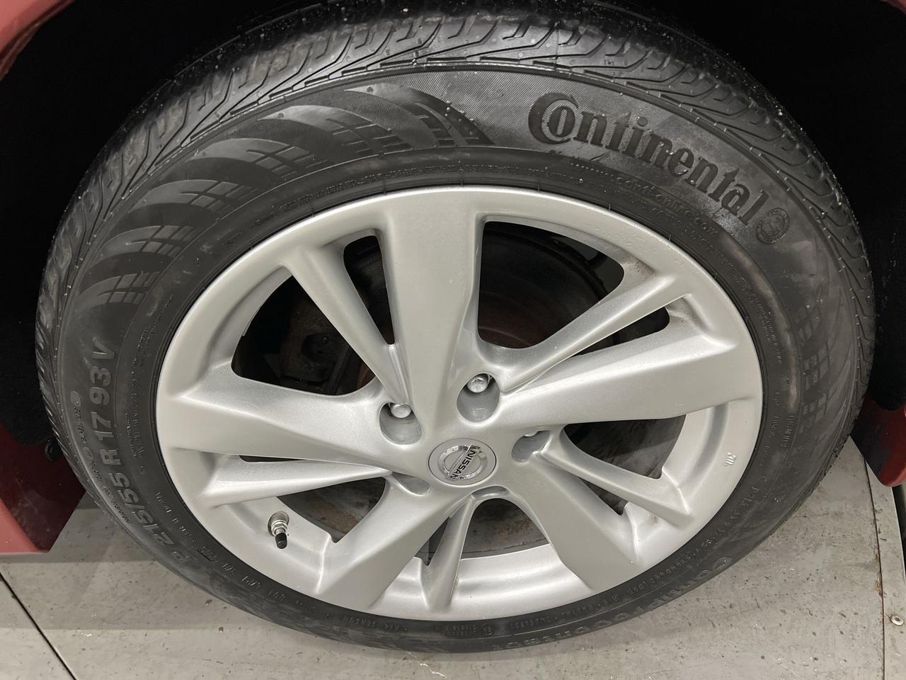 2015 Nissan Altima SV | ONLY 81,000KMS! | SUNROOF |HTD SEATS | ALLOYS Photo