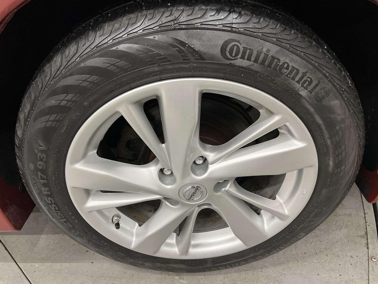 2015 Nissan Altima SV | ONLY 81,000KMS! | SUNROOF |HTD SEATS | ALLOYS Photo