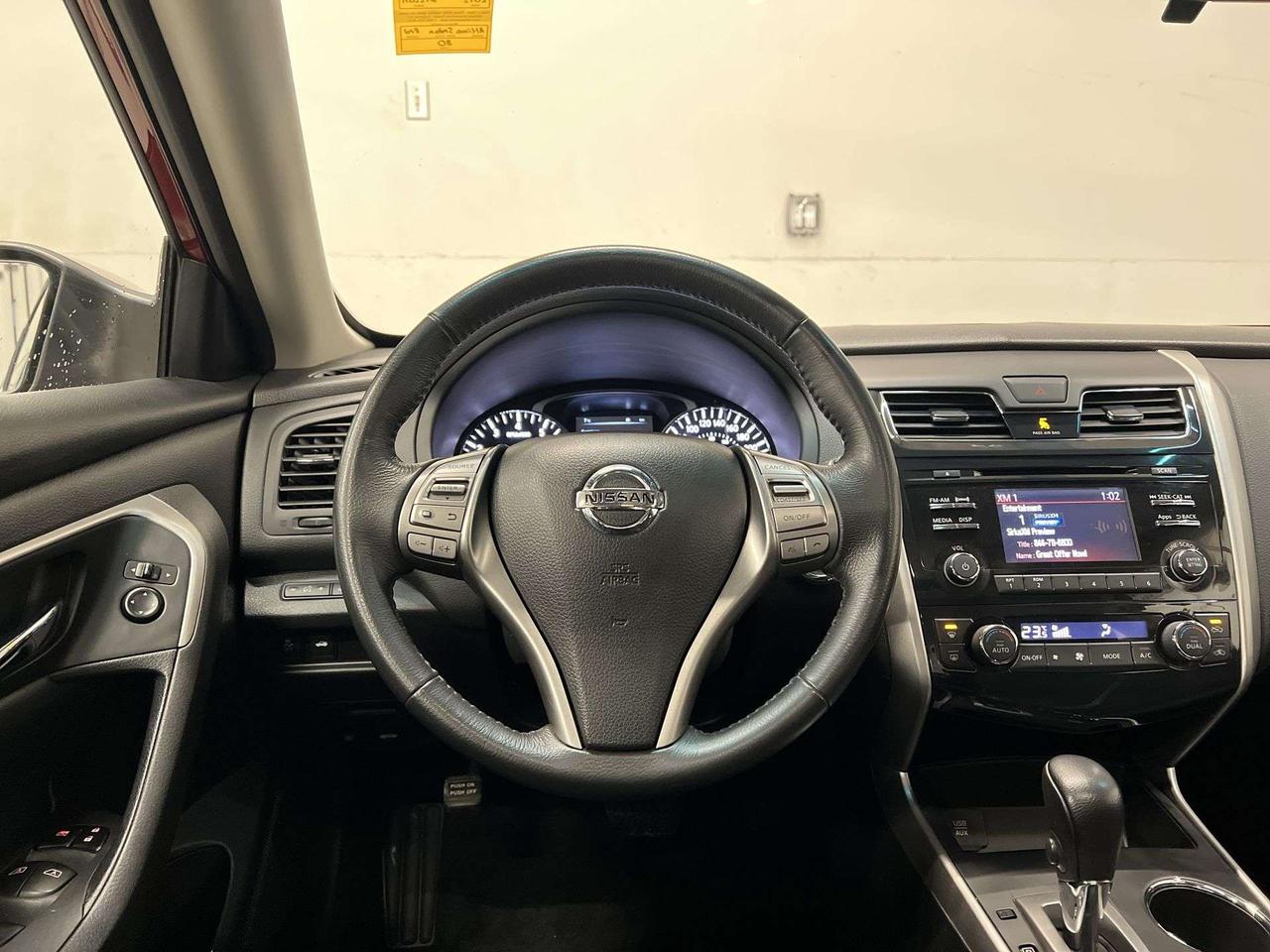 2015 Nissan Altima SV | ONLY 81,000KMS! | SUNROOF |HTD SEATS | ALLOYS Photo