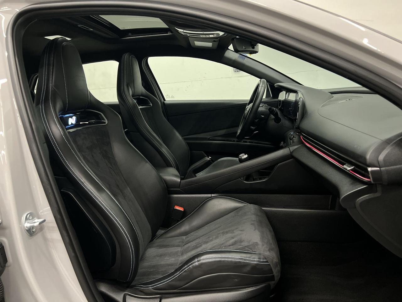 2023 Hyundai Elantra N 6-SPEED | 276HP TURBO | HTD LEATHER | SUNROOF Photo
