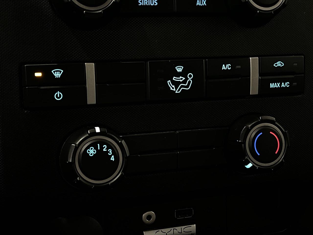 2014 Ford F-150 XLT 4X4 | 5.0L V8 | LOW KMS! | CREW | BLUETOOTH Photo