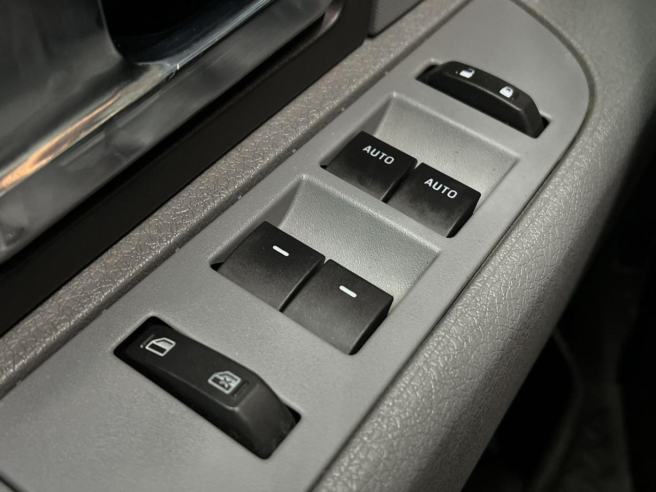 2014 Ford F-150 XLT 4X4 | 5.0L V8 | LOW KMS! | CREW | BLUETOOTH Photo
