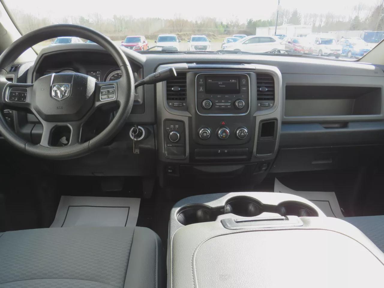 2018 RAM 1500 ST | Clean Title | No Accidents | Safety Certified | 4WD | Alloy Rims | Running Boards | Tonneau Cover | Cruise Contol | Photo