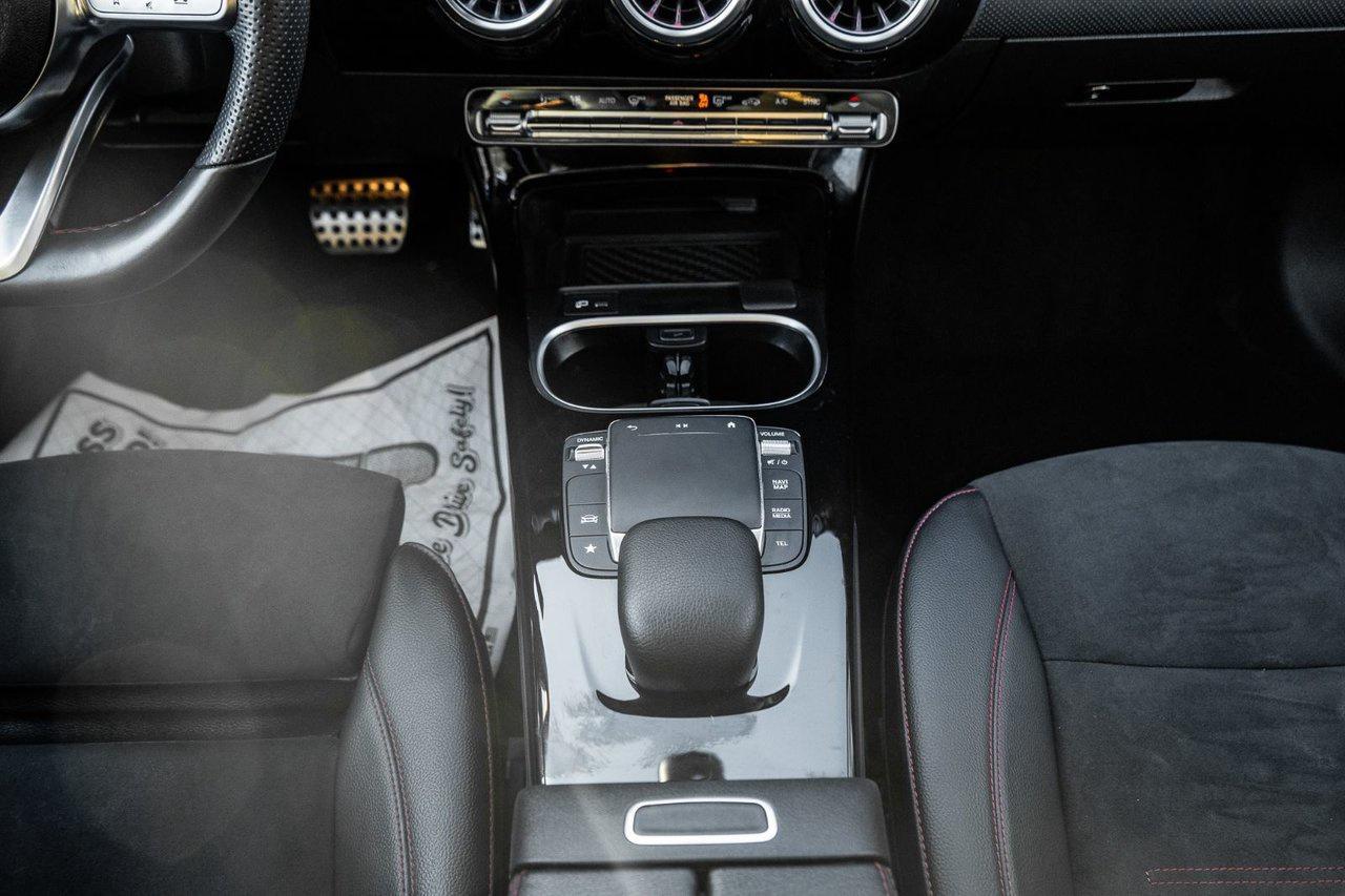 2023 Mercedes-Benz CLA-Class CLA 250 Photo