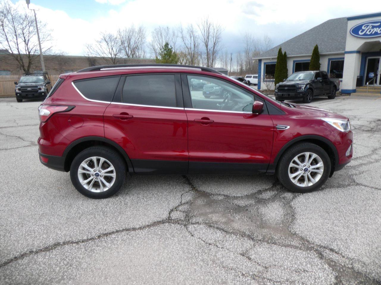 2018 Ford Escape SE | Heated Seats | Backup Cam | Cruise Control | Photo