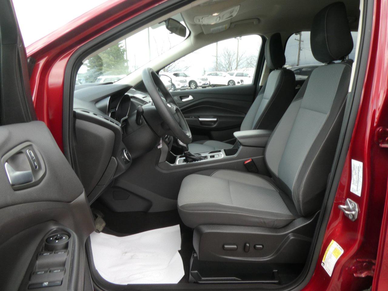 2018 Ford Escape SE | Heated Seats | Backup Cam | Cruise Control | Photo