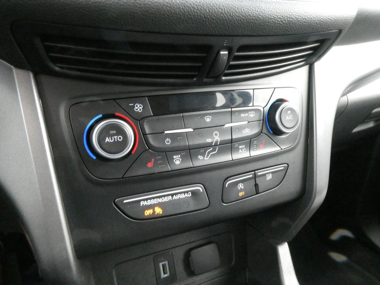 2018 Ford Escape SE | Heated Seats | Backup Cam | Cruise Control | Photo