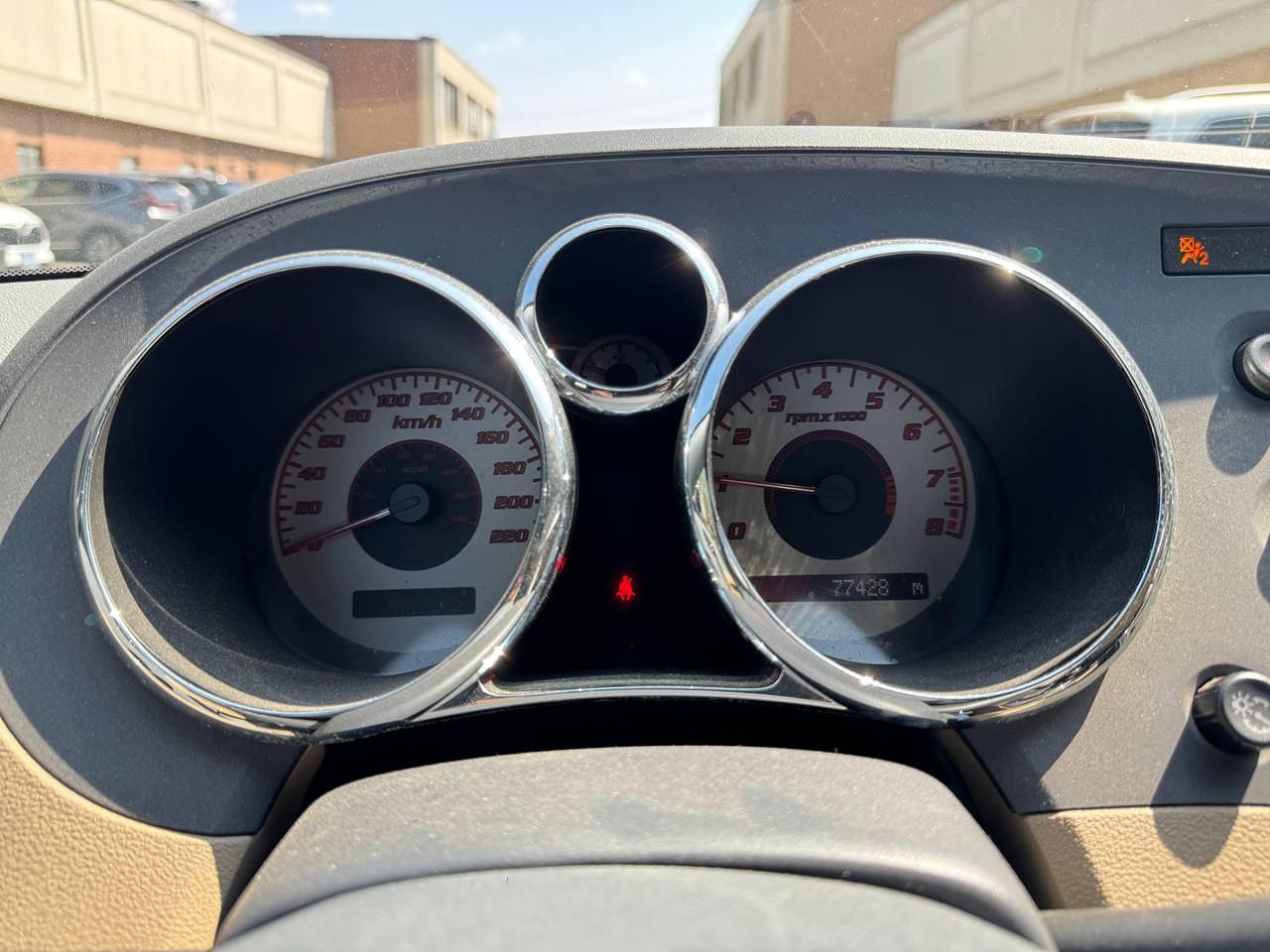 2006 Pontiac Solstice LOW KM, 5SPD, LEATHER, FULLY SERVICED & TUNED UP! Photo