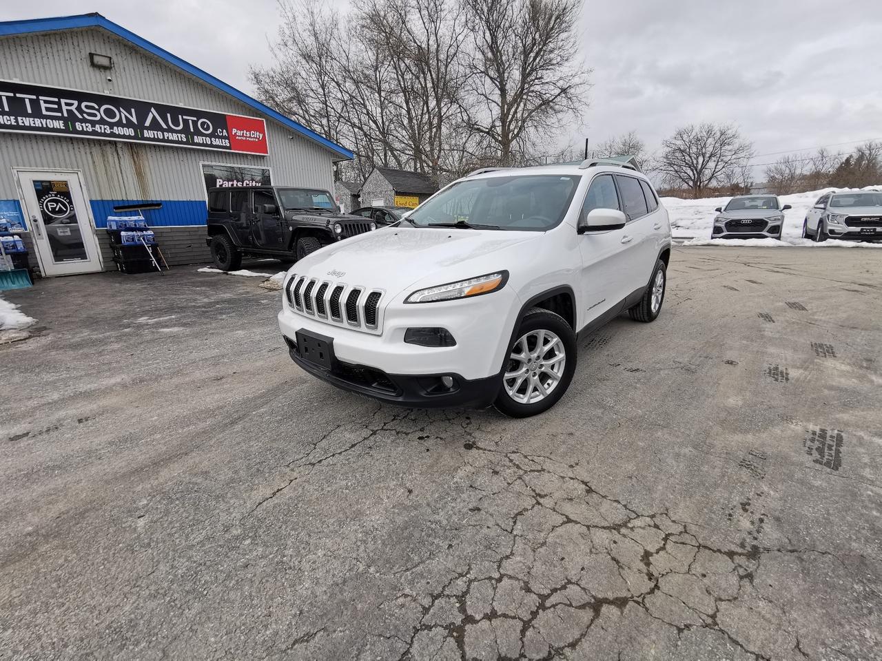 2016 Jeep Cherokee Latitude  FWD