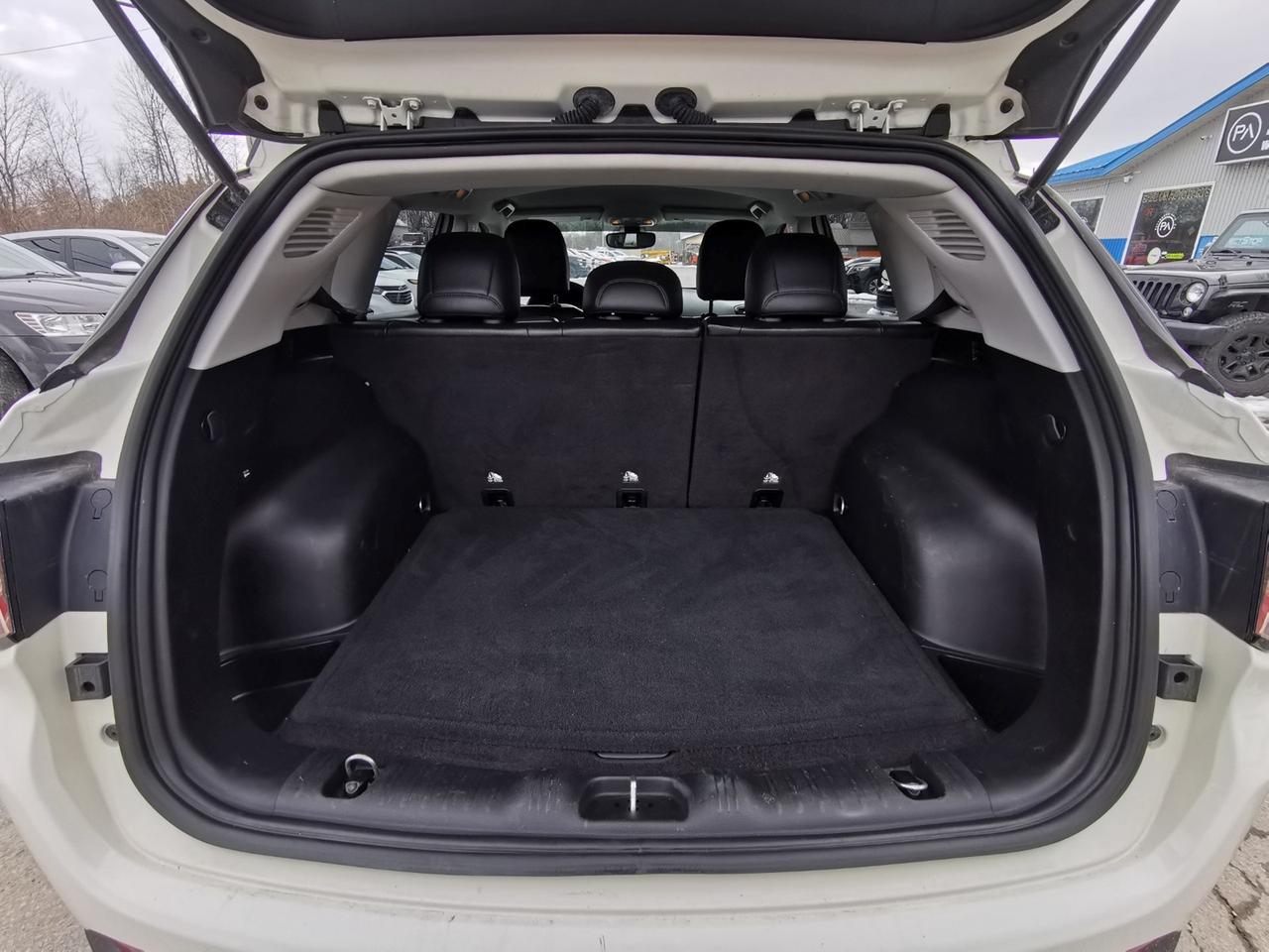 2019 Jeep Compass Latitude  FWD Photo