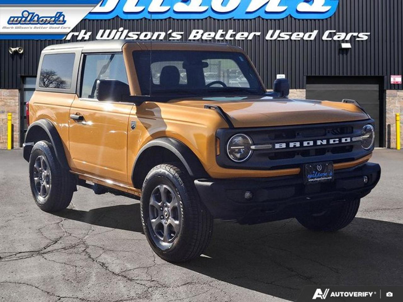 2022 Ford Bronco Big Bend 2-Dr 4X4 | Cyber Orange | Hard Top | Auto | CarPlay + Android | Rear Camera | and More ! Photo