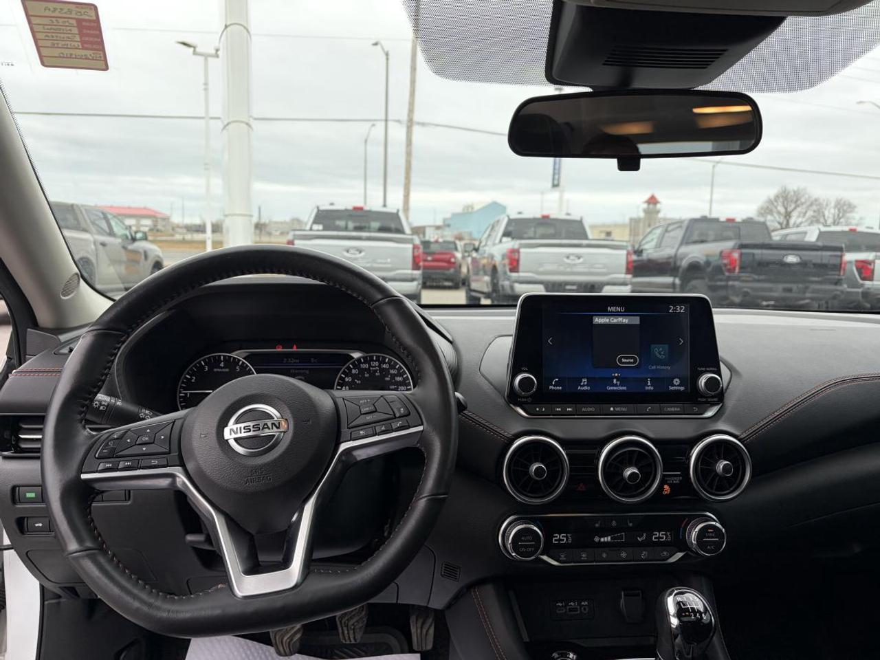 2022 Nissan Sentra SR Photo