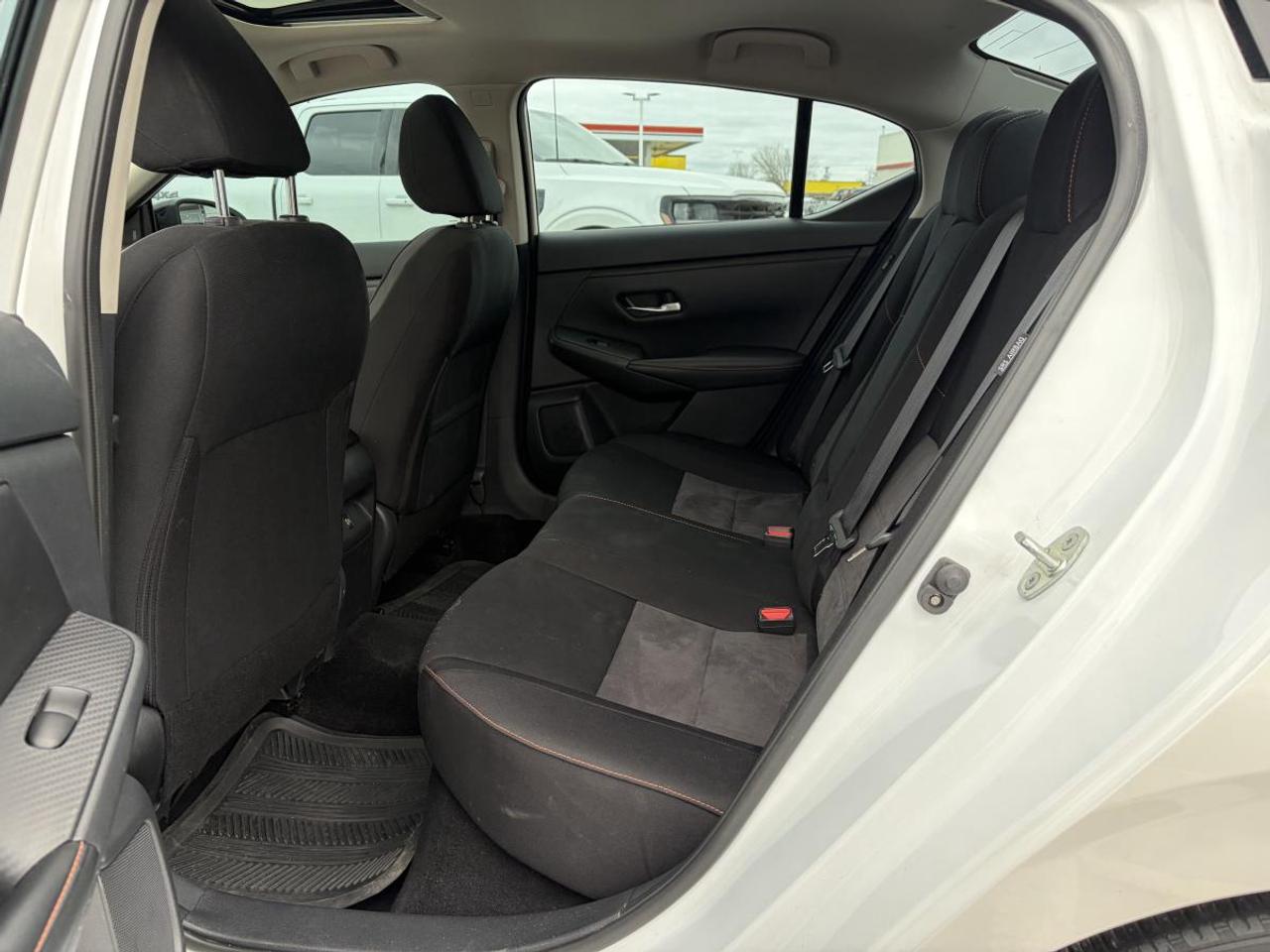 2022 Nissan Sentra SR Photo