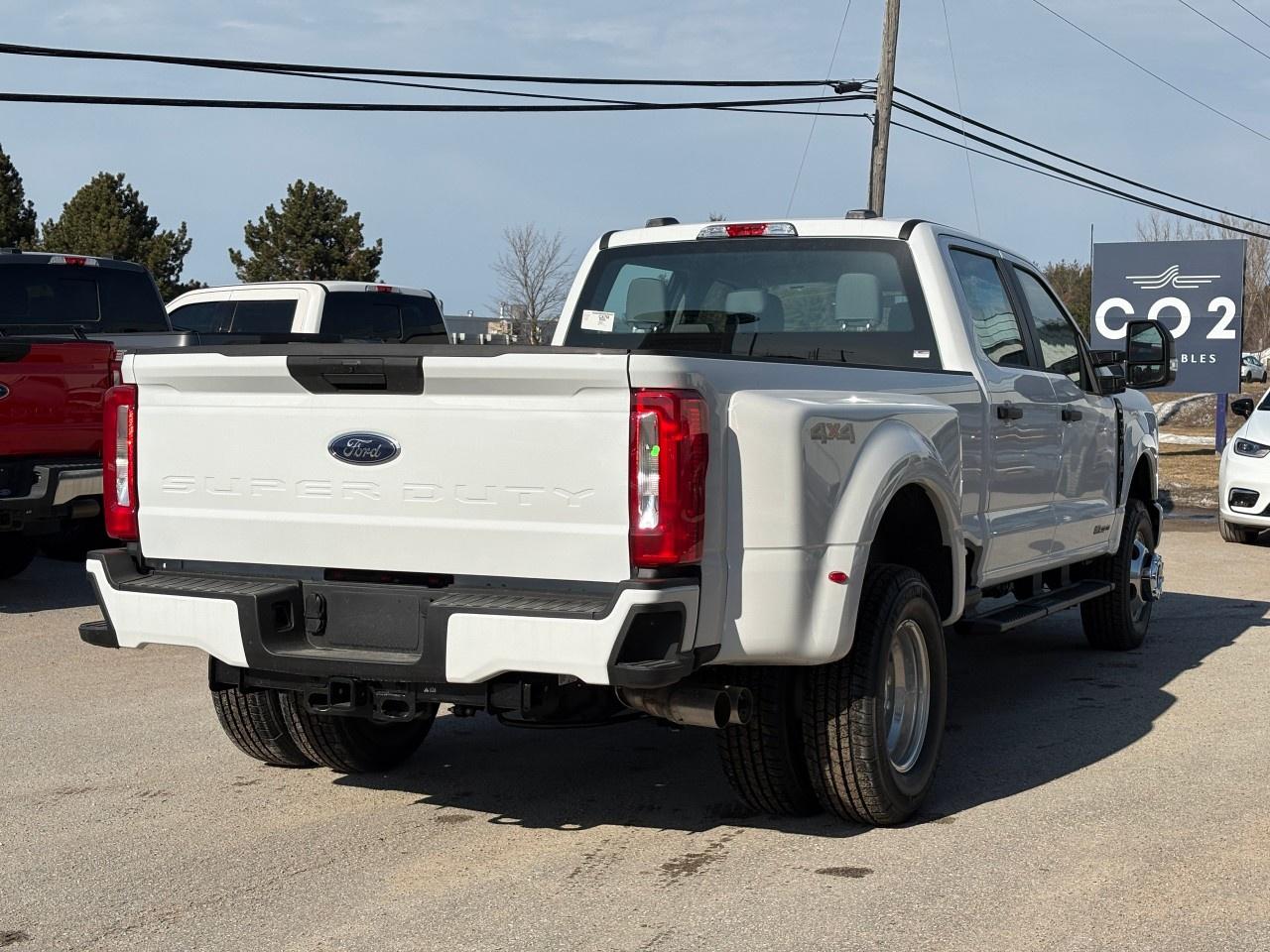 2026 Ford F-350 Super Duty DRW XL 4WD Crew Cab 8' Box Photo