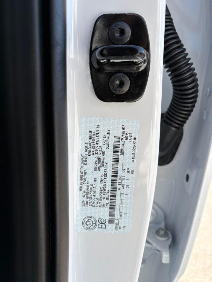 2026 Ford F-350 Super Duty DRW XL 4WD Crew Cab 8' Box Photo