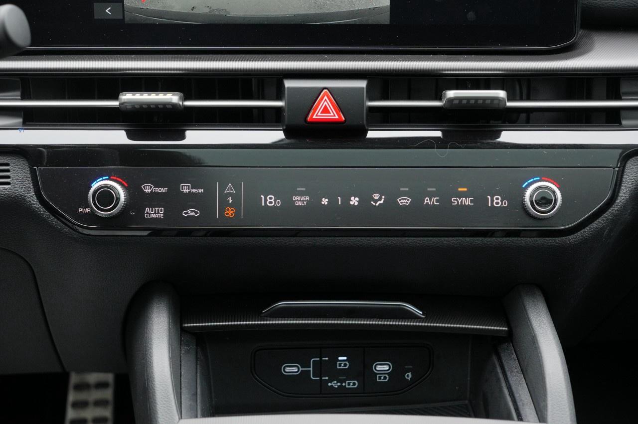 2026 Kia Sportage Hybrid EX Premium AWD Photo