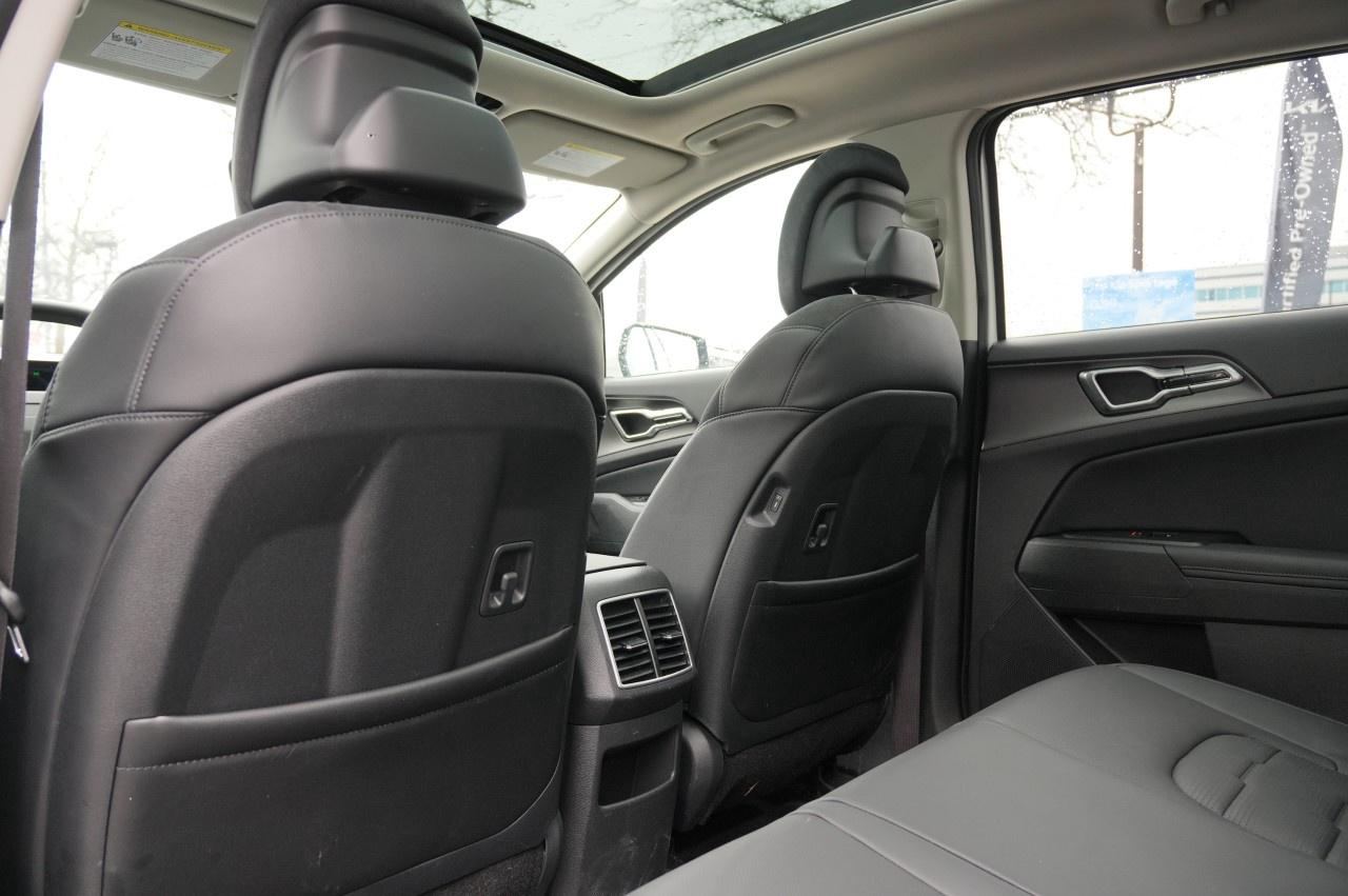 2026 Kia Sportage Hybrid EX Premium AWD Photo