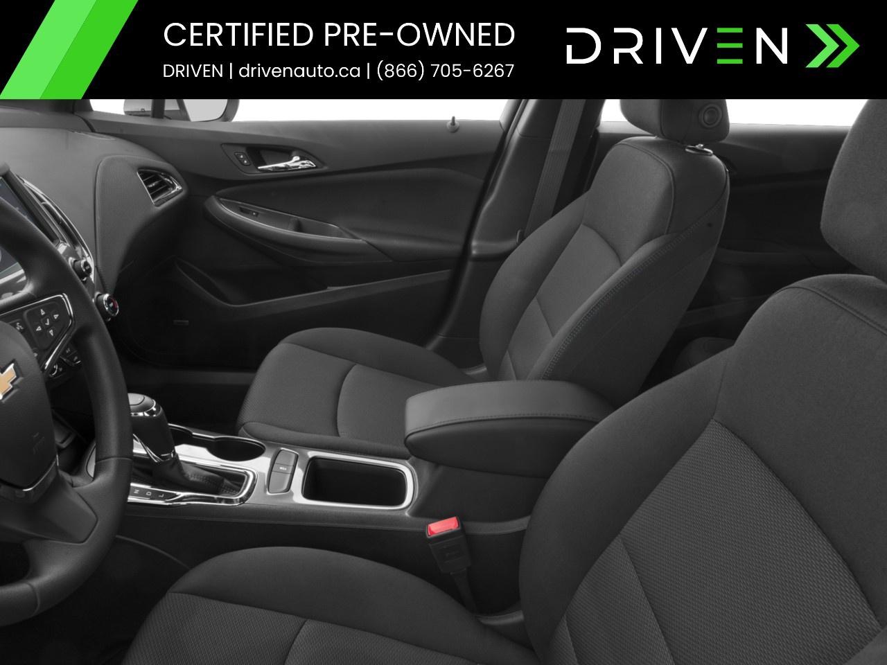 2018 Chevrolet Cruze Hatchback LT (Automatic) Photo