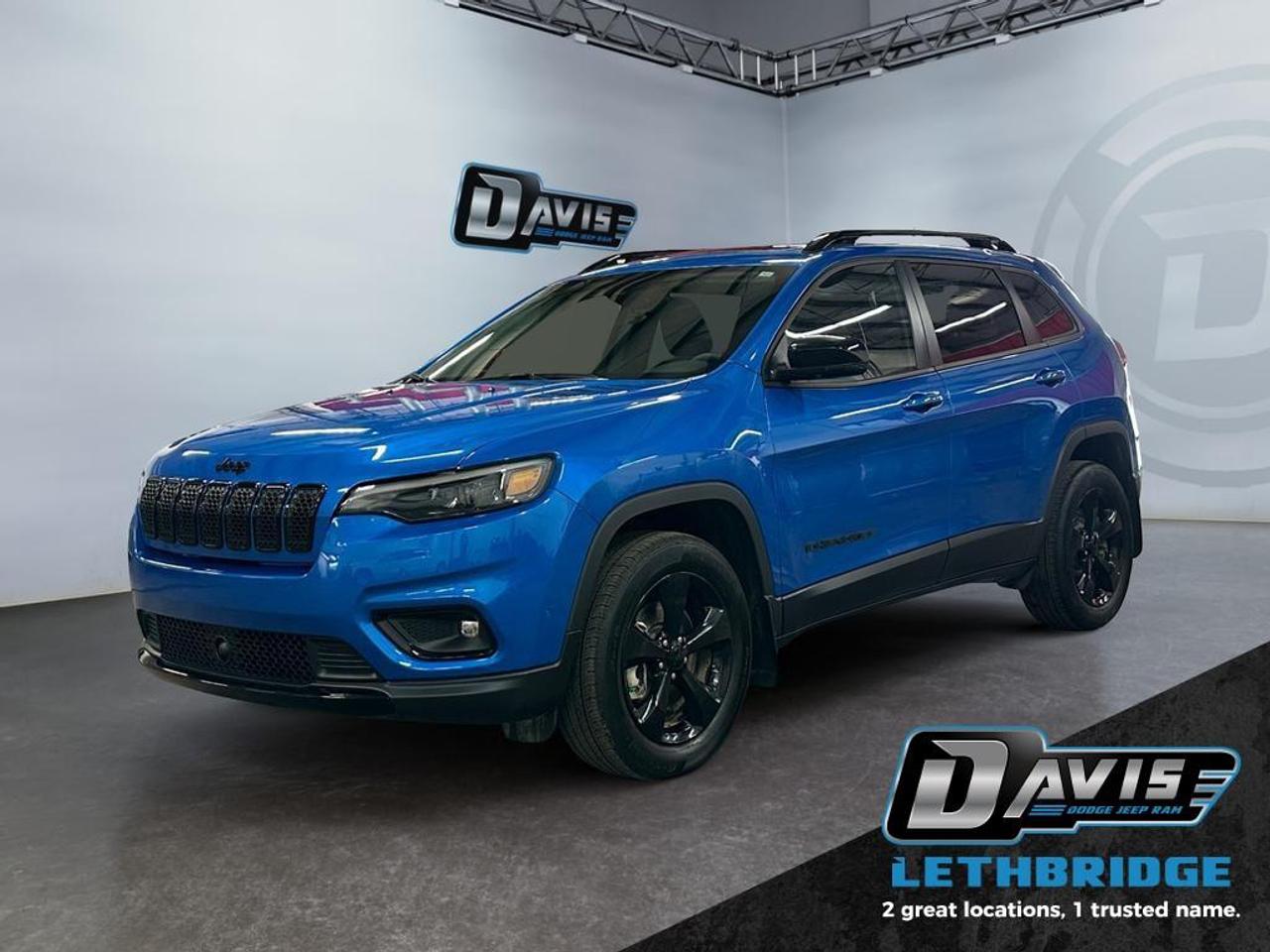 Used 2023 Jeep Cherokee Altitude - Leather Seats -  Heated Seats for sale in Lethbridge, AB