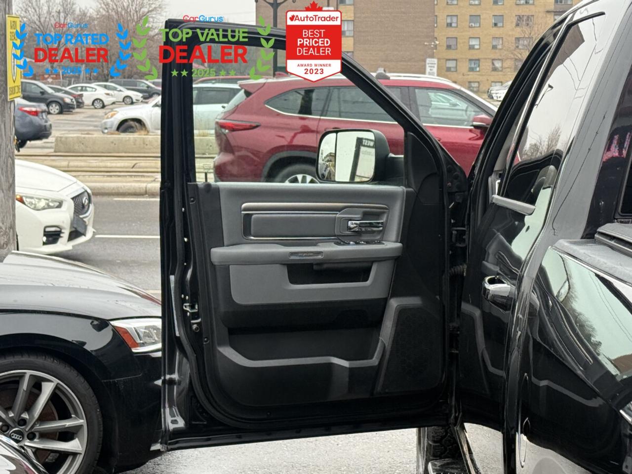 2018 RAM 1500 SLT | HEATED SEATS | BACK UP CAMERA Photo