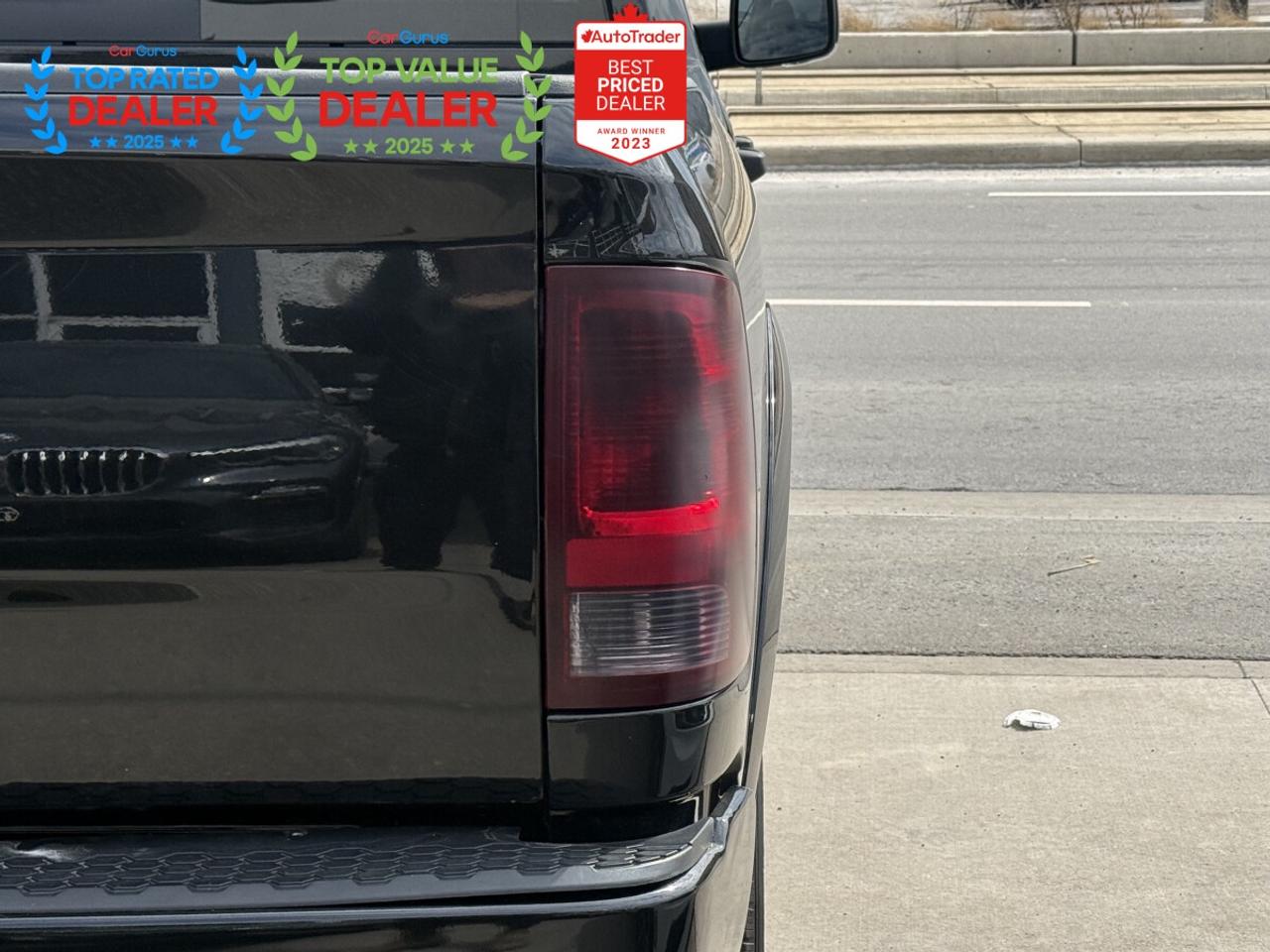 2018 RAM 1500 SLT | NAVI | BACK UP CAMERA | HEATED SEATS Photo